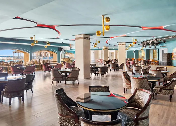 Resort Albatros Aqua Park - 5*