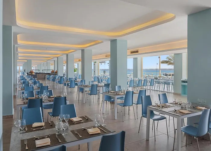 Resort Albatros Aqua Park - 5*